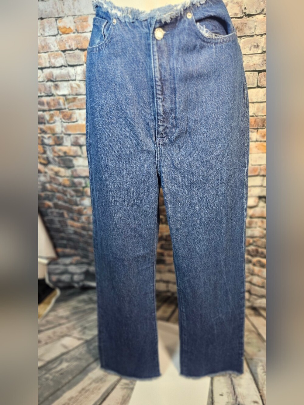 WeWoreWhat NWT High Rise Straight Leg Jeans Raw Frayed Waist Size 26